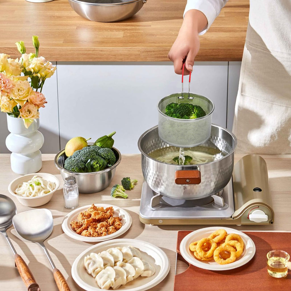 Set of 2 Stainless Steel Pasta Strainers with Removable Handle H43207