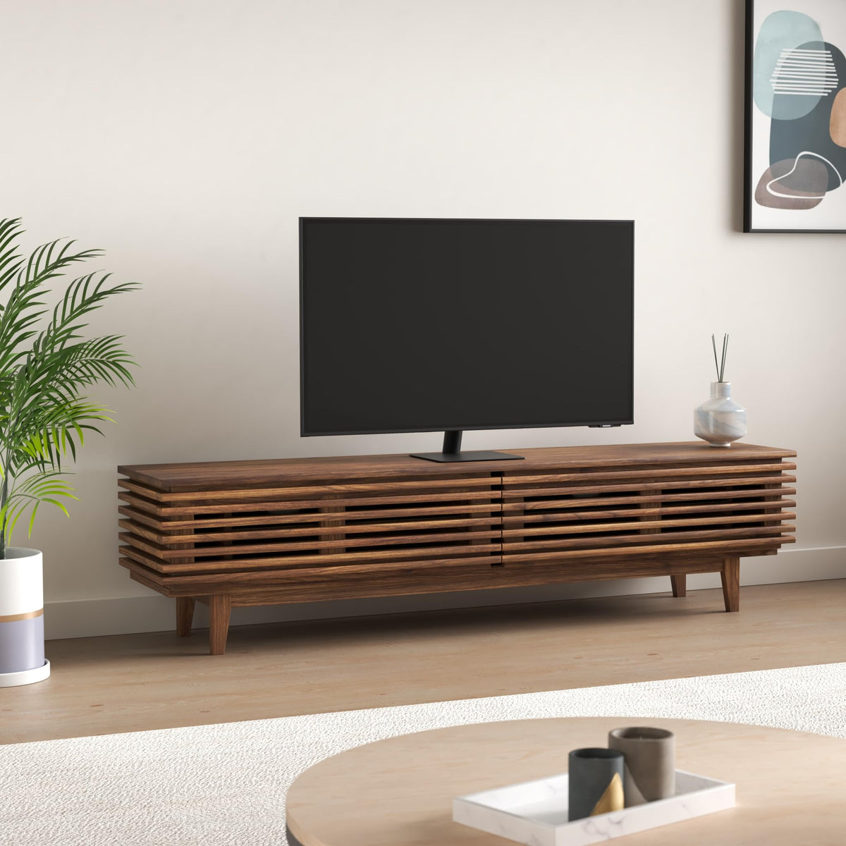 43" 4K UHD Smart Monitor & Streaming TV, Black R5657