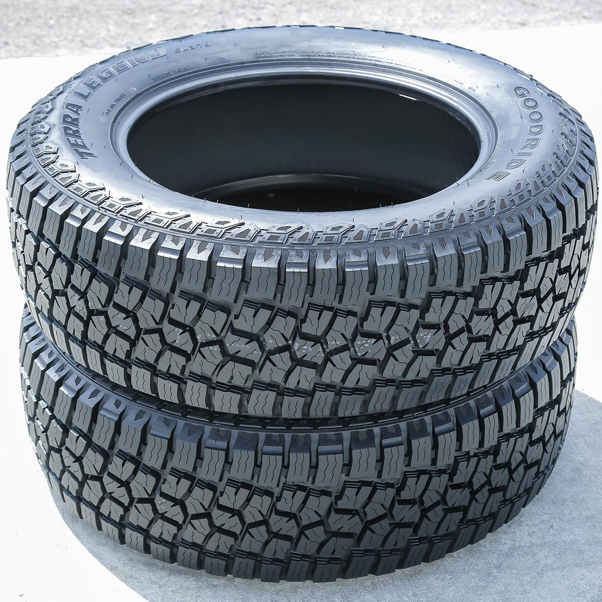 18 inch Tire E977